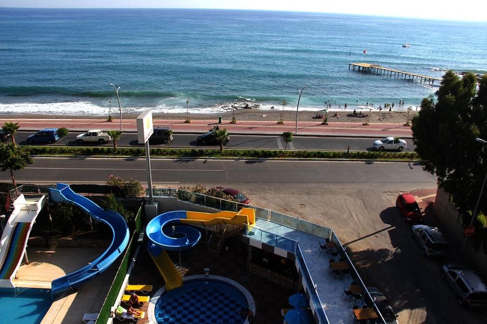 Tosmur Merlin Beach Park Hotel מראה חיצוני תמונה